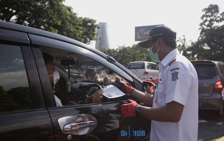 Jangan Sampai Ditegur, Ini Kesalahan Yang Paling Sering Diulang Pengendara Saat PSBB di Surabaya