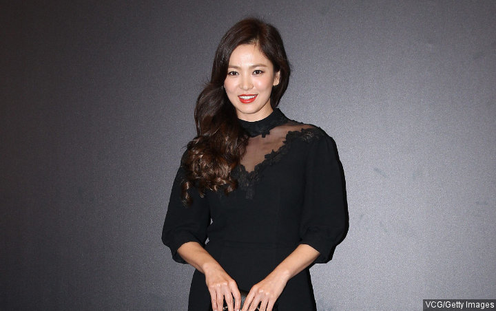 Song Hye Kyo Ikut Tantangan 'Because of You', Cantik Banget Meski Tanpa Make Up