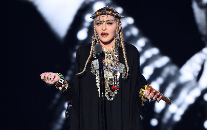 Madonna Klaim Dirinya Terinfeksi Corona