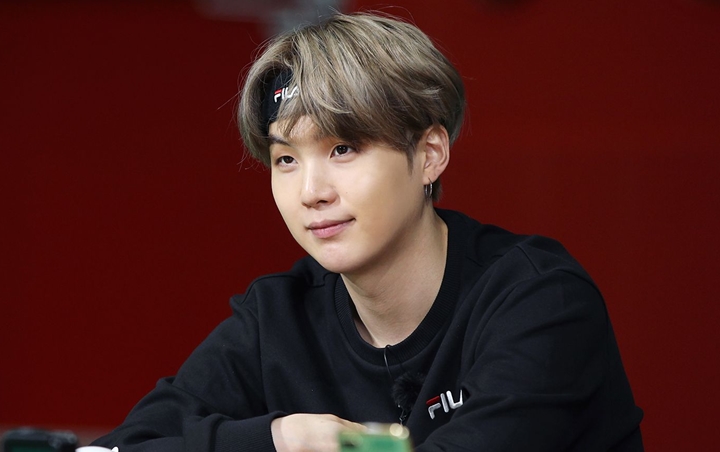 Fans Kaget Suga BTS Pakai Parfum Arab Pemberian J-Hope di Dubai ...