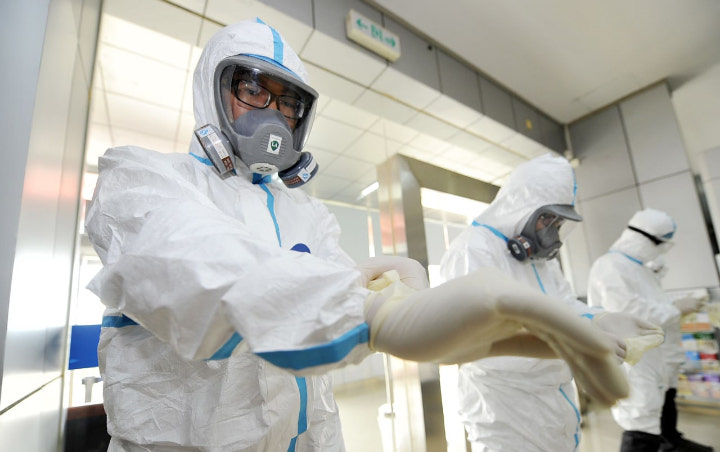 Ratusan Perawat Keluhkan Pemotongan Gaji dan THR di Tengah Pandemi Corona