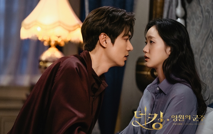 Ciuman Leher Lee Min Ho dan Kim Go Eun Diklaim Terbaik Sepanjang Sejarah K-Drama
