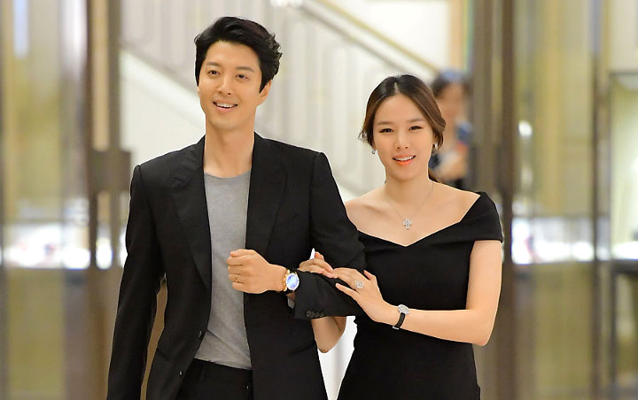 Lee Dong Gun dan Jo Yoon Hee Umumkan Cerai Usai 3 Tahun Menikah