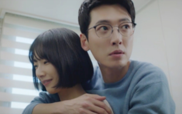 Jung Kyung Ho dan Kwak Sun Young Ciuman Hot di Final 'Hospital Playlist', Fans Tebak Reaksi Pacar