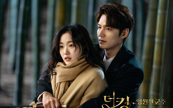 Syuting Terakhir 'The King: Eternal Monarch' Isyaratkan Happy Ending Lee Min Ho - Kim Go Eun?