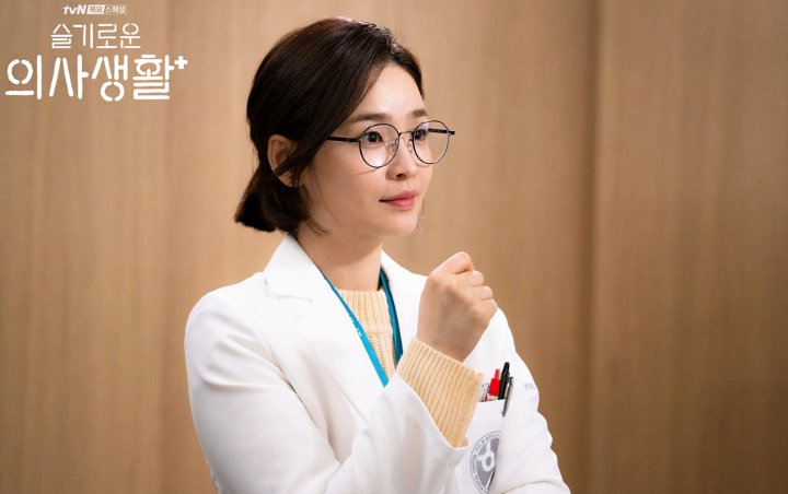 Disebut Siswa Teladan, Akting Jeon Mi Do di 'Hospital Playlist' Kejutkan Sutradara