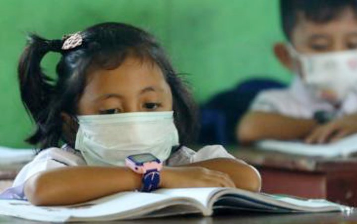 Aturan Pembukaan Sekolah di Tengah Pandemi Corona Ala Mendikbud Nadiem Makarim Tuai Kritik