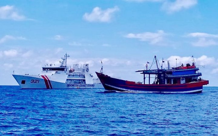 7 Nelayan Indonesia yang Tenggelam Ditolong Kapal Tiongkok di Natuna 