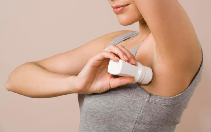 Enggak Hanya Di Ketiak, Ini 7 Manfaat Deodoran Selain Mencegah Bau Badan Dan Keringat