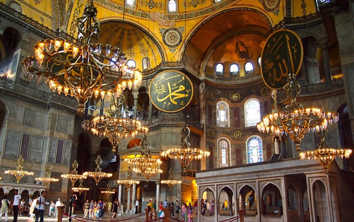 Hagia Sophia Siap Dipakai untuk Salat Jumat Perdana, Presiden Erdogan Undang Paus Fransiskus