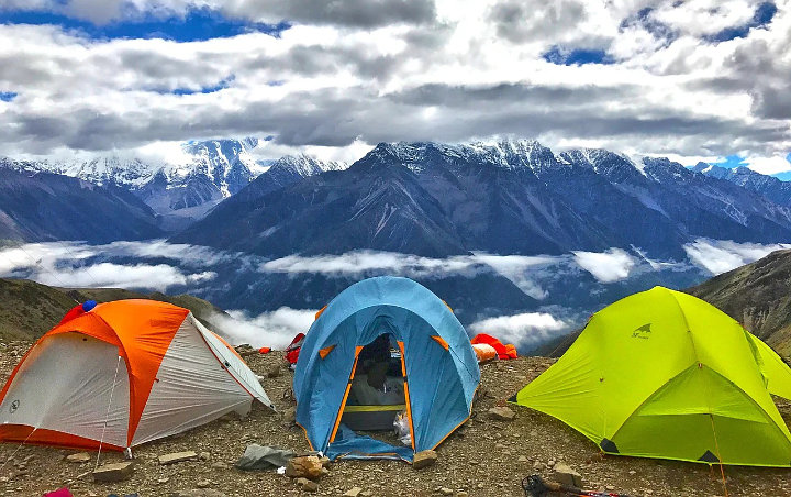 Biar Tetap Aman dan Seru, Lakukan 7 Tips Ini Saat Pergi Camping di Era New Normal