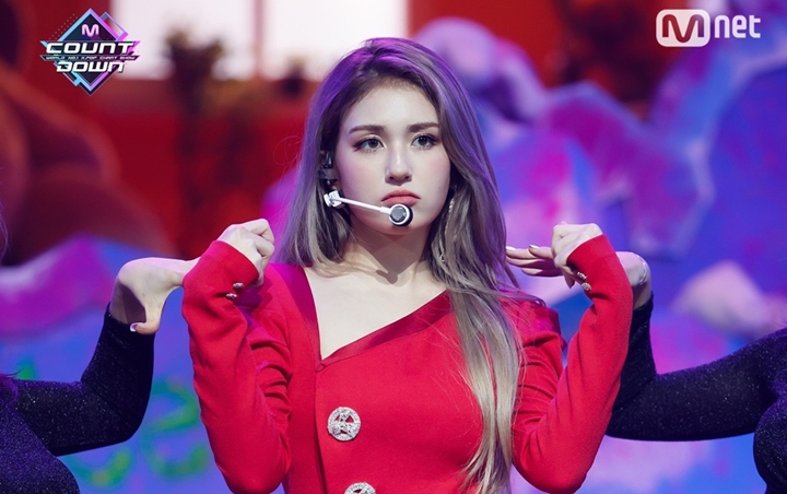 Jeon Somi Menang Perdana di Acara Musik, Ekspresi Syok Piala Rusak Bikin Ngakak