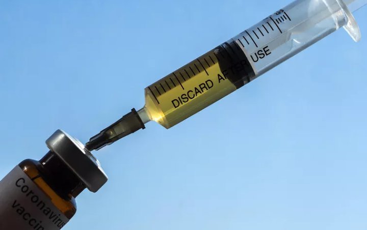 Pemerintah Diminta Gratiskan Vaksin COVID-19 untuk Warga Kurang Mampu