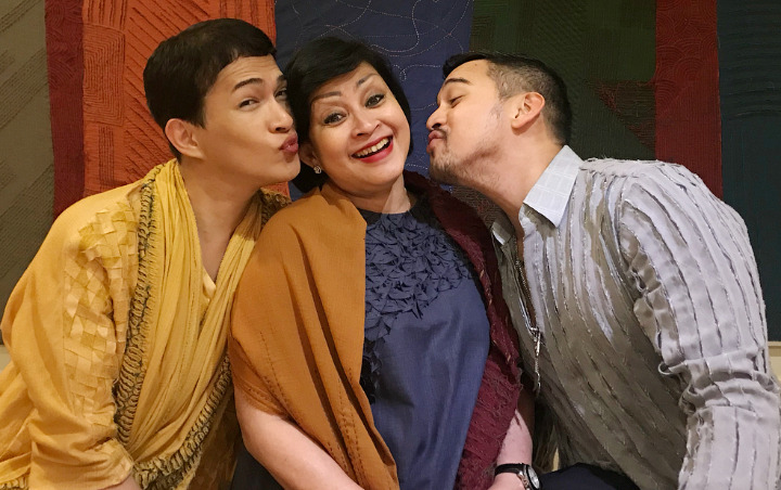 Sang Ibunda Terima Pilihan Oscar Lawalata Jadi Feminin Beda Dari Mario
