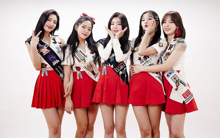 Cara Member Red Velvet Lainnya Pandang Wendy di Teaser MV 'Milky Way' Bikin Terharu