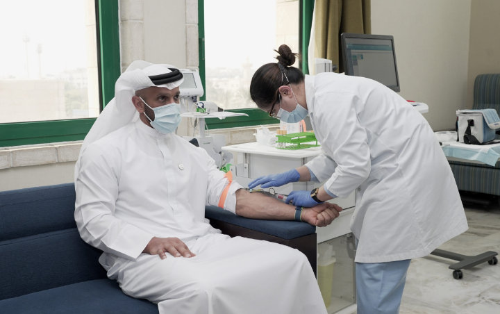 Kunjungi Abu Dhabi, Kepala BPOM Pastikan Vaksin dari UEA Sudah Kantongi Sertifikat Halal
