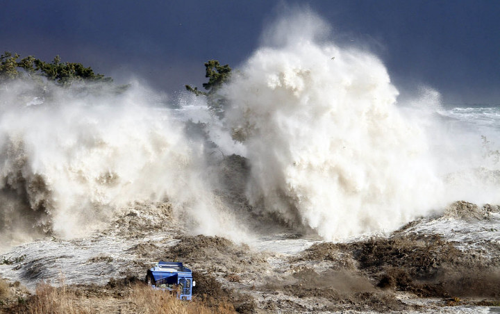 Pakar LIPI Ungkap Prediksi Waktu Kejadian Tsunami Besar 20 Meter, Kapan?