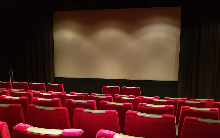 Bioskop Diizinkan Buka Tapi Kapasitas Hanya 25 Persen, Ini Kata Pengelola