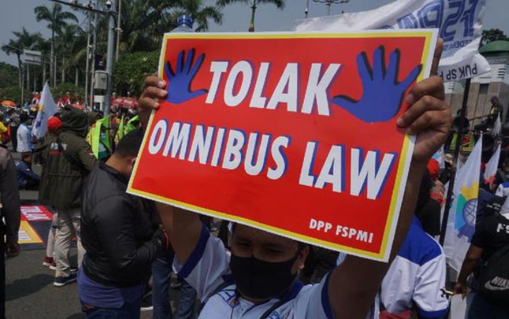 Ternyata 3 Menteri Jokowi ini Dalang UU Ciptaker Omnibus Law yang Kontroversial