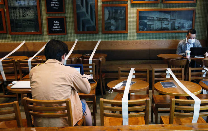 Indonesia Resmi Resesi, Pengusaha Restoran Tak Mau Ambil Pusing