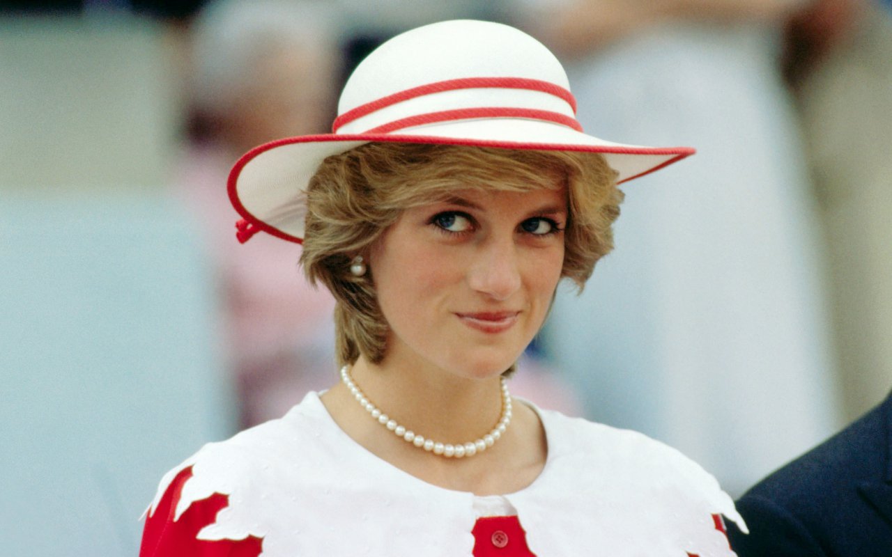 Dinobatkan Sebagai Anggota Kerajaan Tercantik, Putri Diana Ternyata Anti Pakai Jenis Riasan Ini