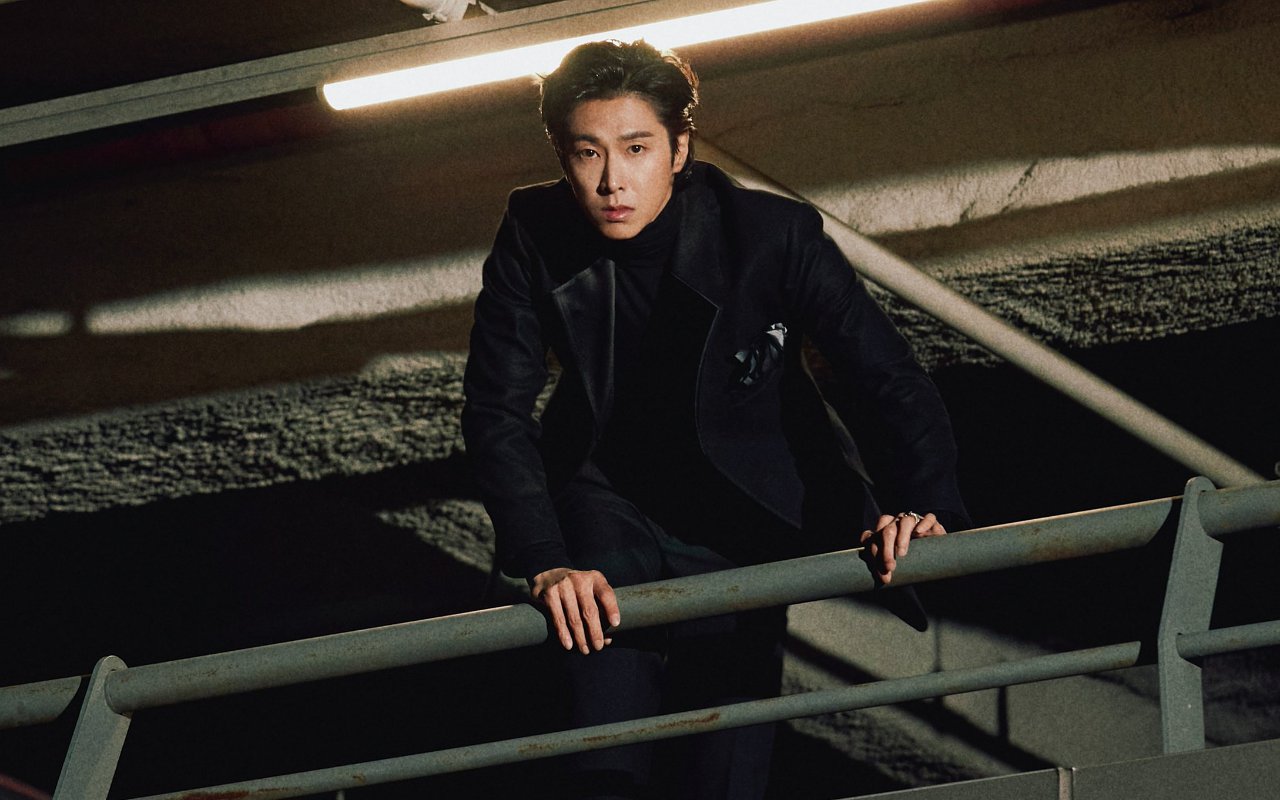 Yunho TVXQ Tampil Tampan Berkarisma Dalam Teaser Hitam Putih Album Solo 'Noir'