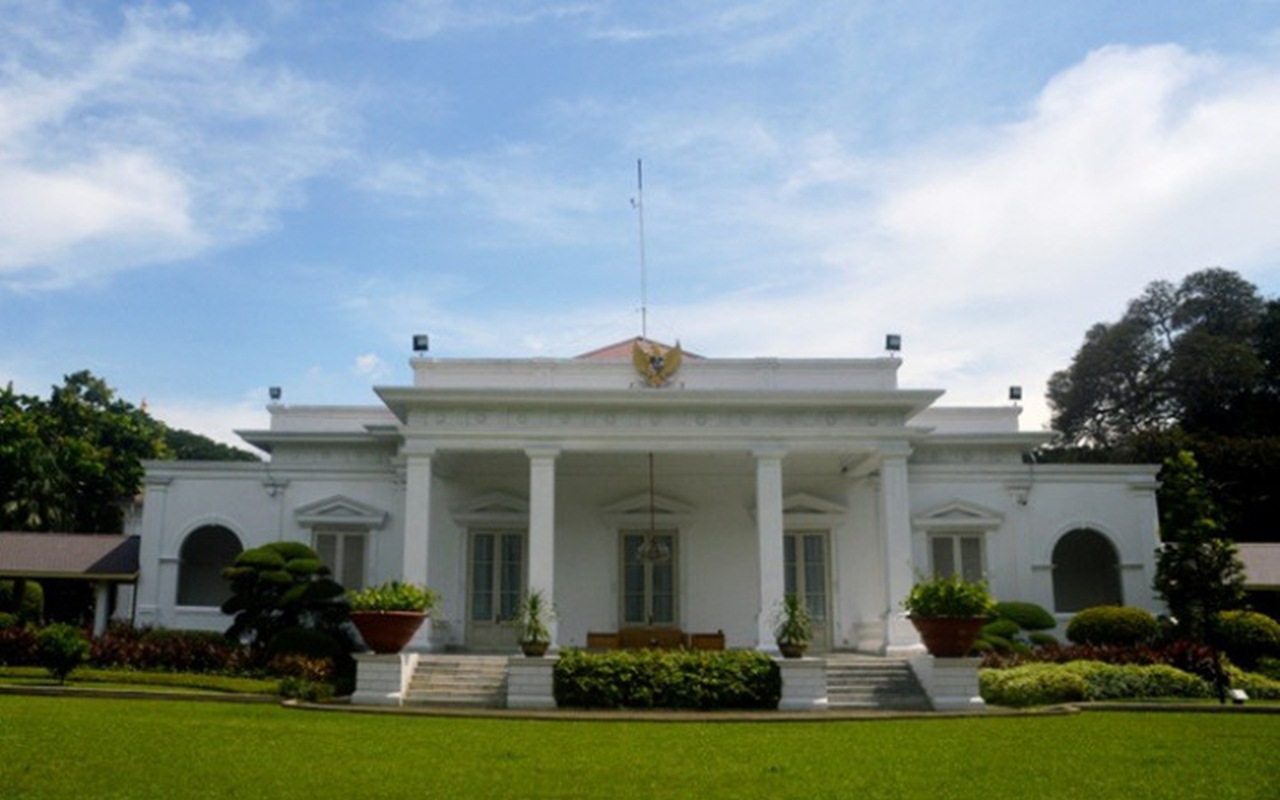 Seorang Ibu Diamankan Usai Paksa Masuk Istana Saat Jokowi Divaksin, Ternyata Ini Alasannya