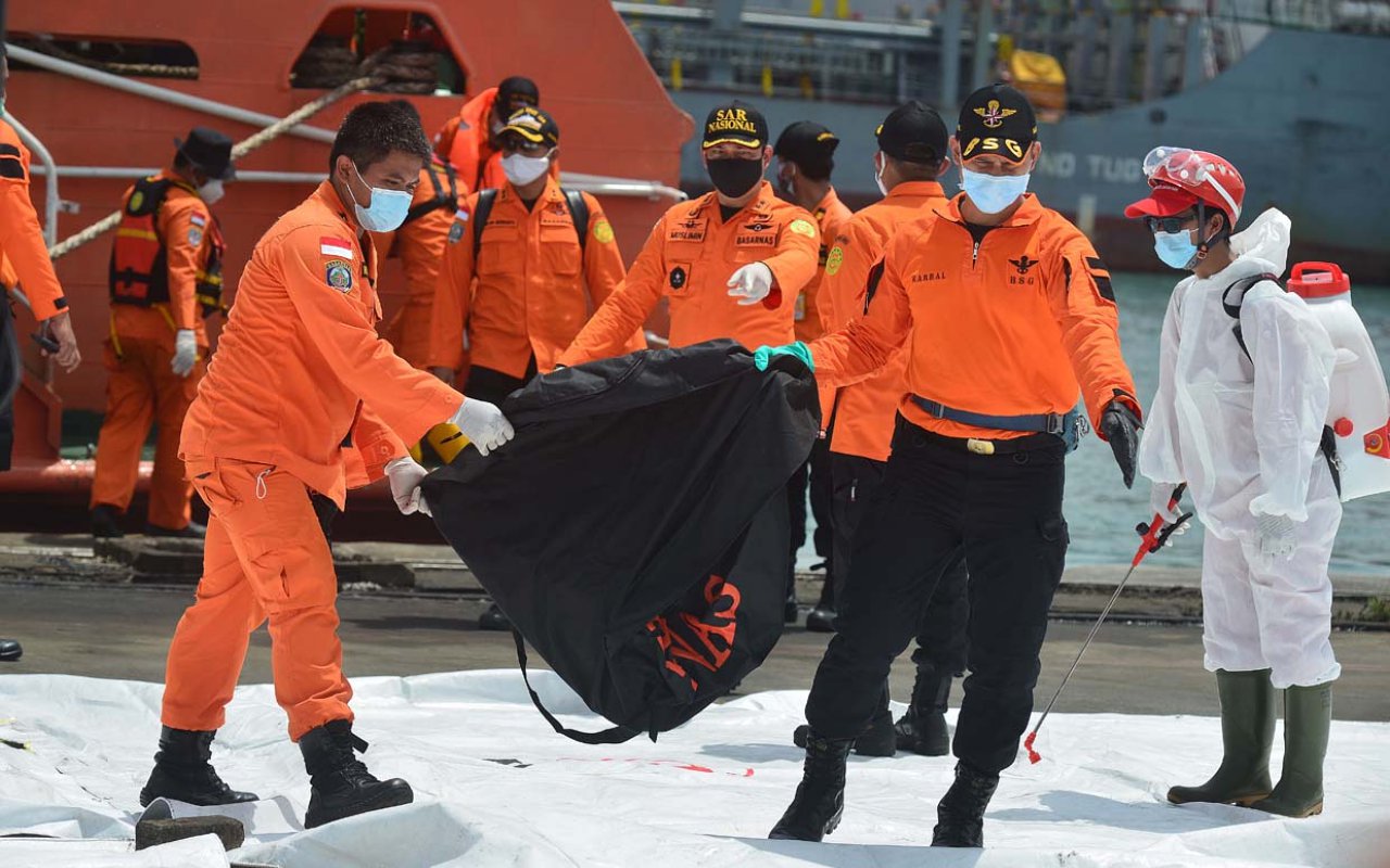 Tim DVI Berhasil Identifikasi 6 korban Sriwijaya Air Lagi, Satu Pramugari