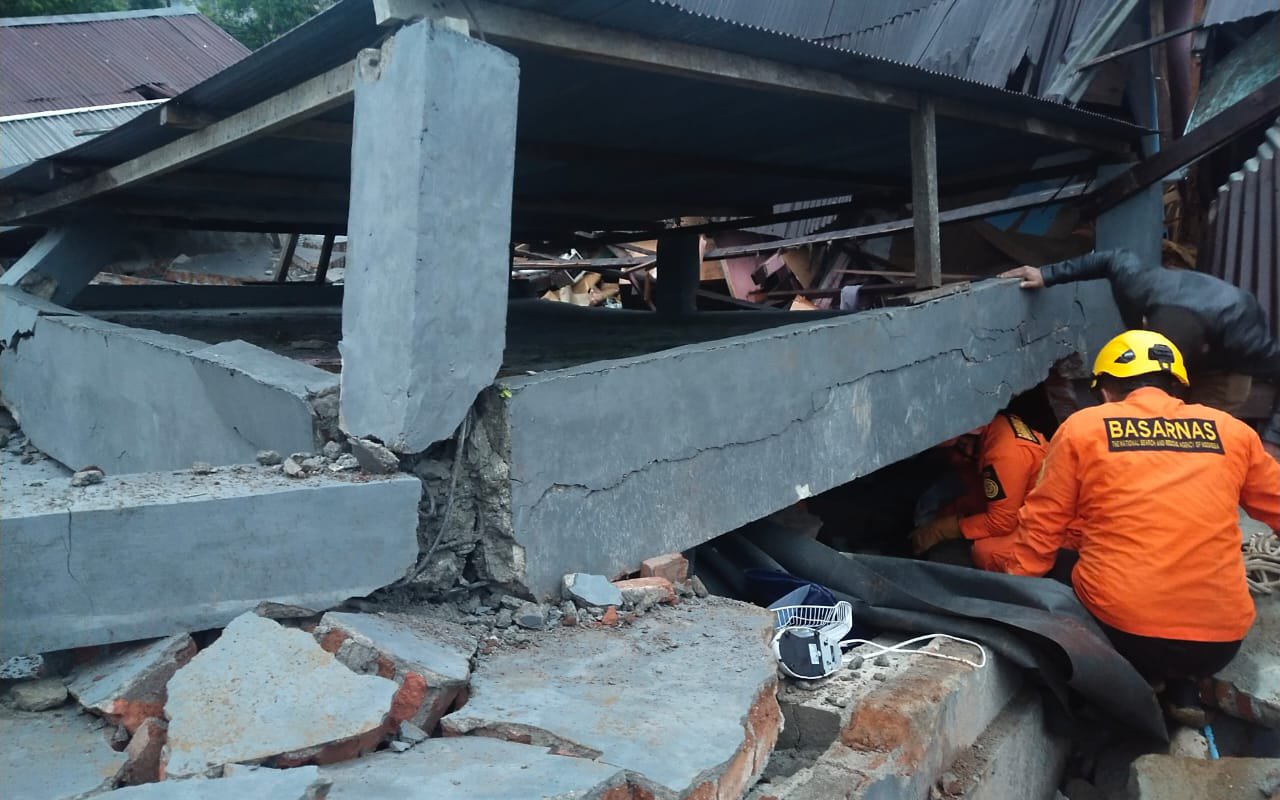 Kata Polda Sulbar Soal Video Viral Anak Terjebak di Reruntuhan Gempa