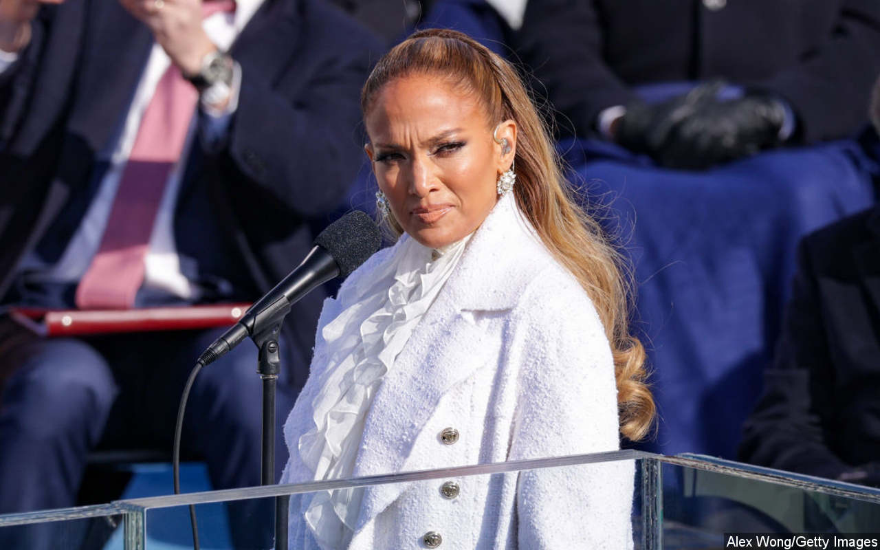 Jennifer Lopez Bantah Dirinya Bohong Soal Rahasia Kecantikan