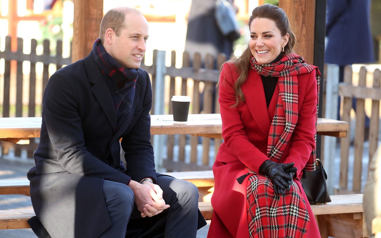 Momen Langka, Kate Middleton Tunjukkan Cinta untuk Pangeran William di Depan Publik