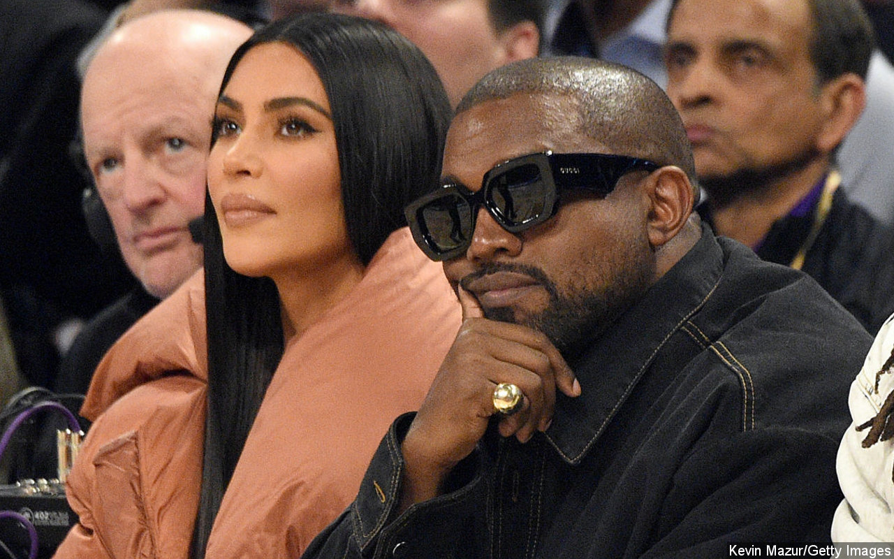 Sempat Ragu Bercerai Karena Anak, Kim Kardashian Disebut Jarang Berkomunikasi Dengan Kanye West