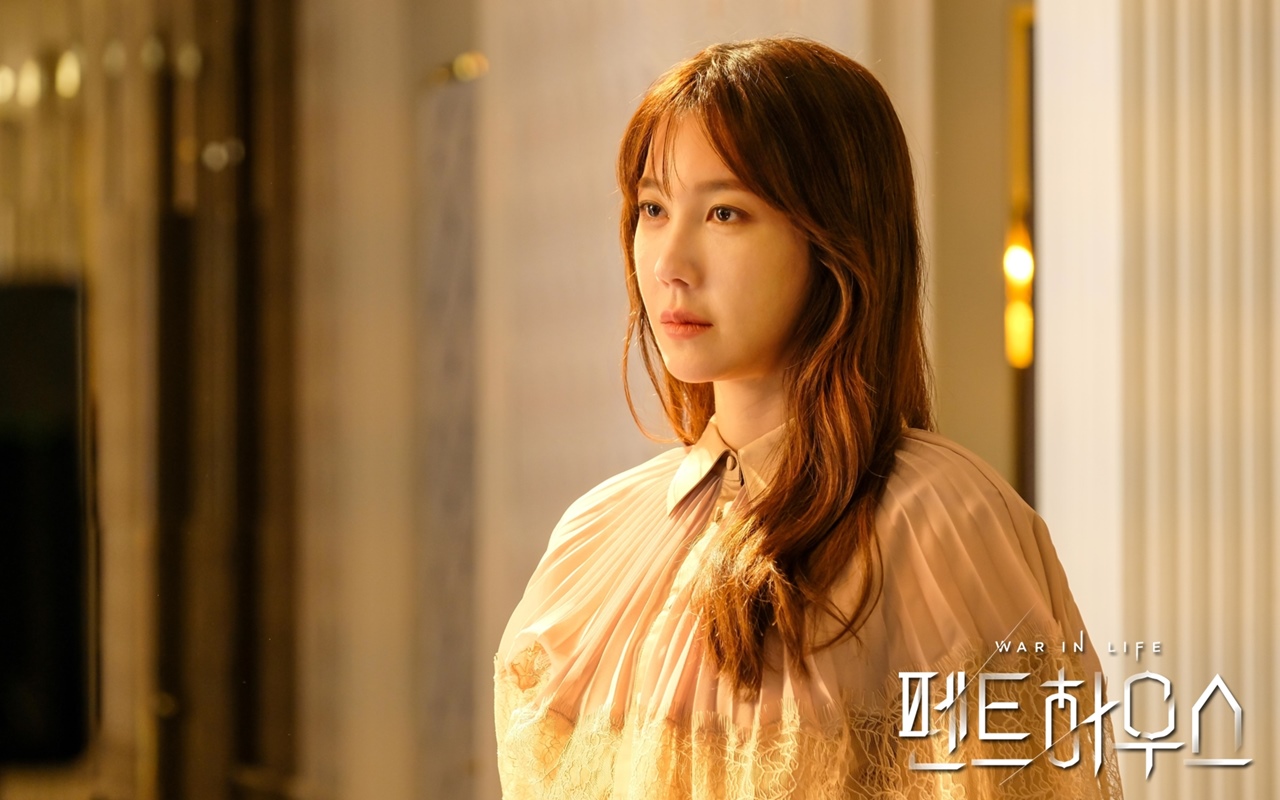 Sutradara Ungkap Adegan Terbaik di 'Penthouse' Season 1, Ternyata Yang Libatkan Lee Ji Ah