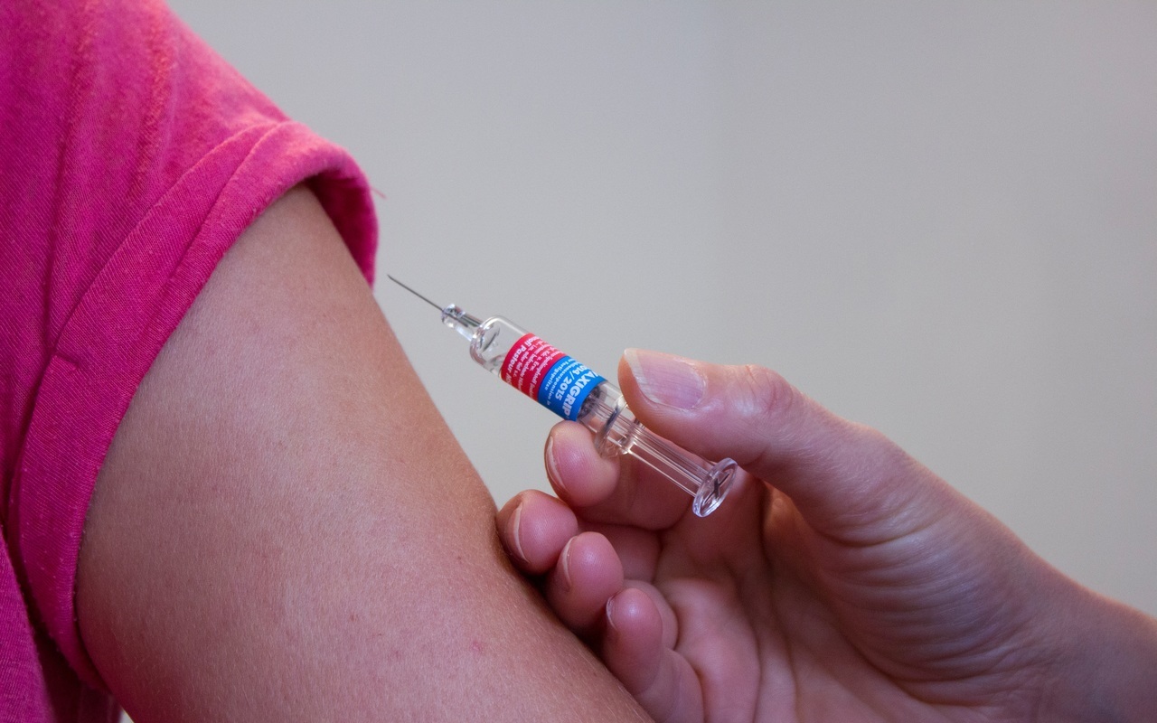 Vaksinasi Corona Mandiri Dibuka, Karyawan Tetap Dapat Suntikan Gratis