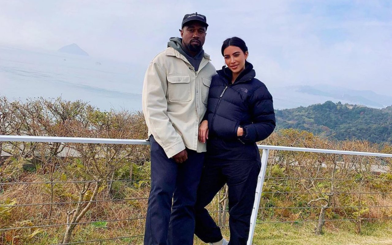 Tak Rayakan Paskah Bersama, Kim Kardashian Tunjukkan Dukungannya Pada Kanye West Lewat Cara Ini