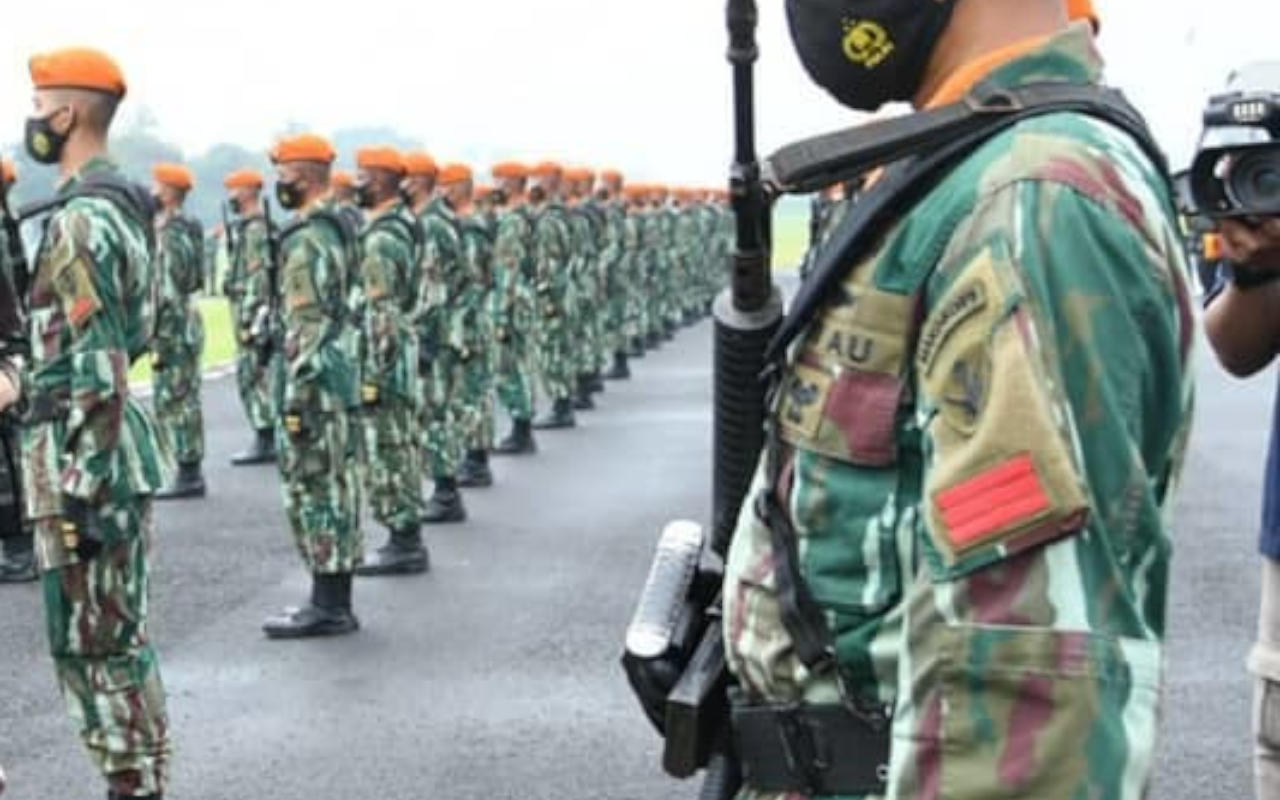 Semakin Brutal, KKB Papua Bakar Helikopter hingga Picu Baku Tembak dengan TNI-Polri