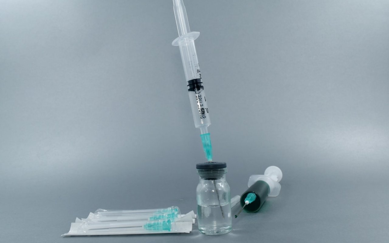 Diduga Terkait Pembekuan Darah, AS Hentikan Pemakaian Vaksin COVID-19 Johnson & Johnson