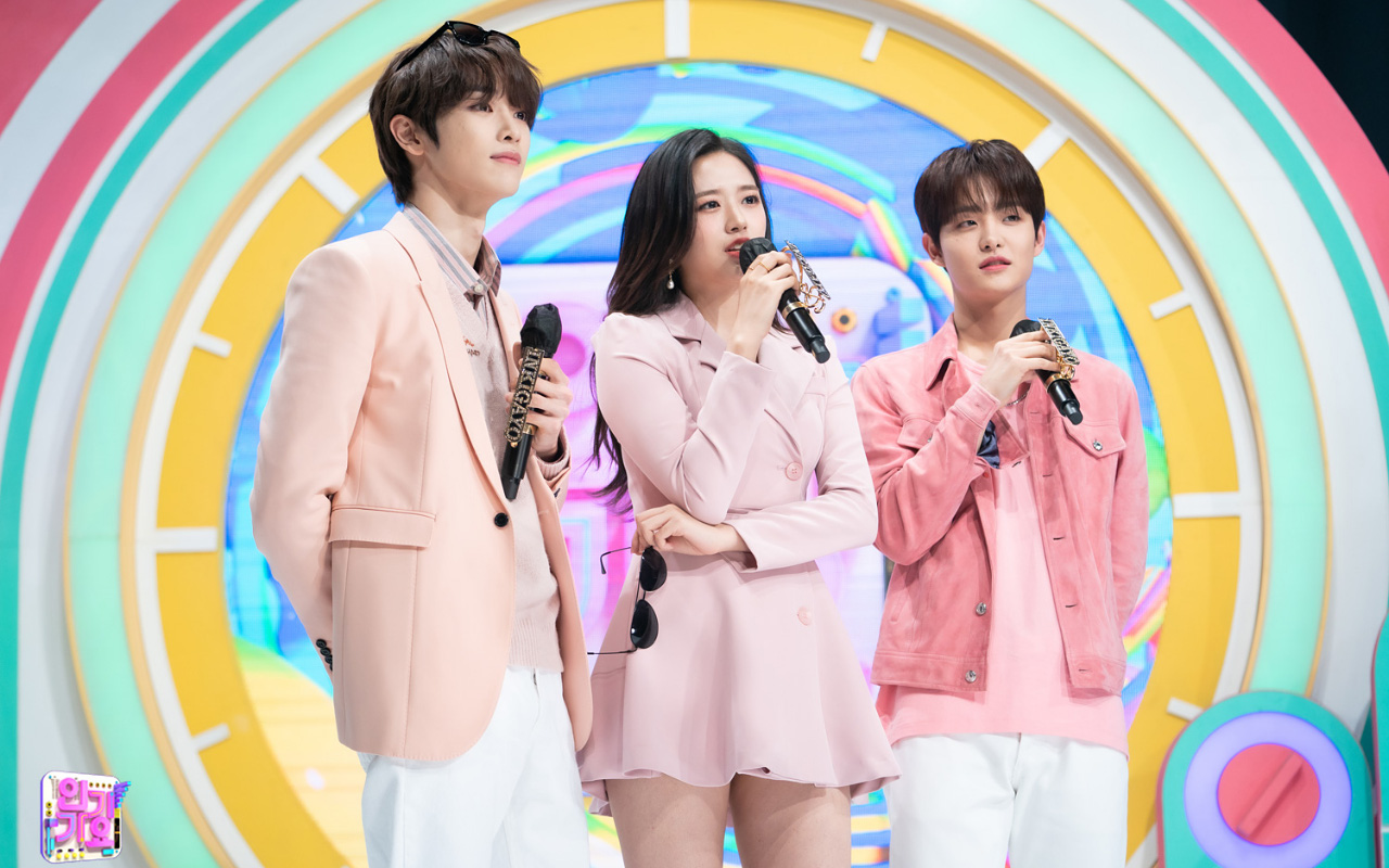 Perubahan Sikap Yujin IZ*ONE, Sungchan NCT & Jihoon TREASURE usai 2 Bulan Kenal Disorot