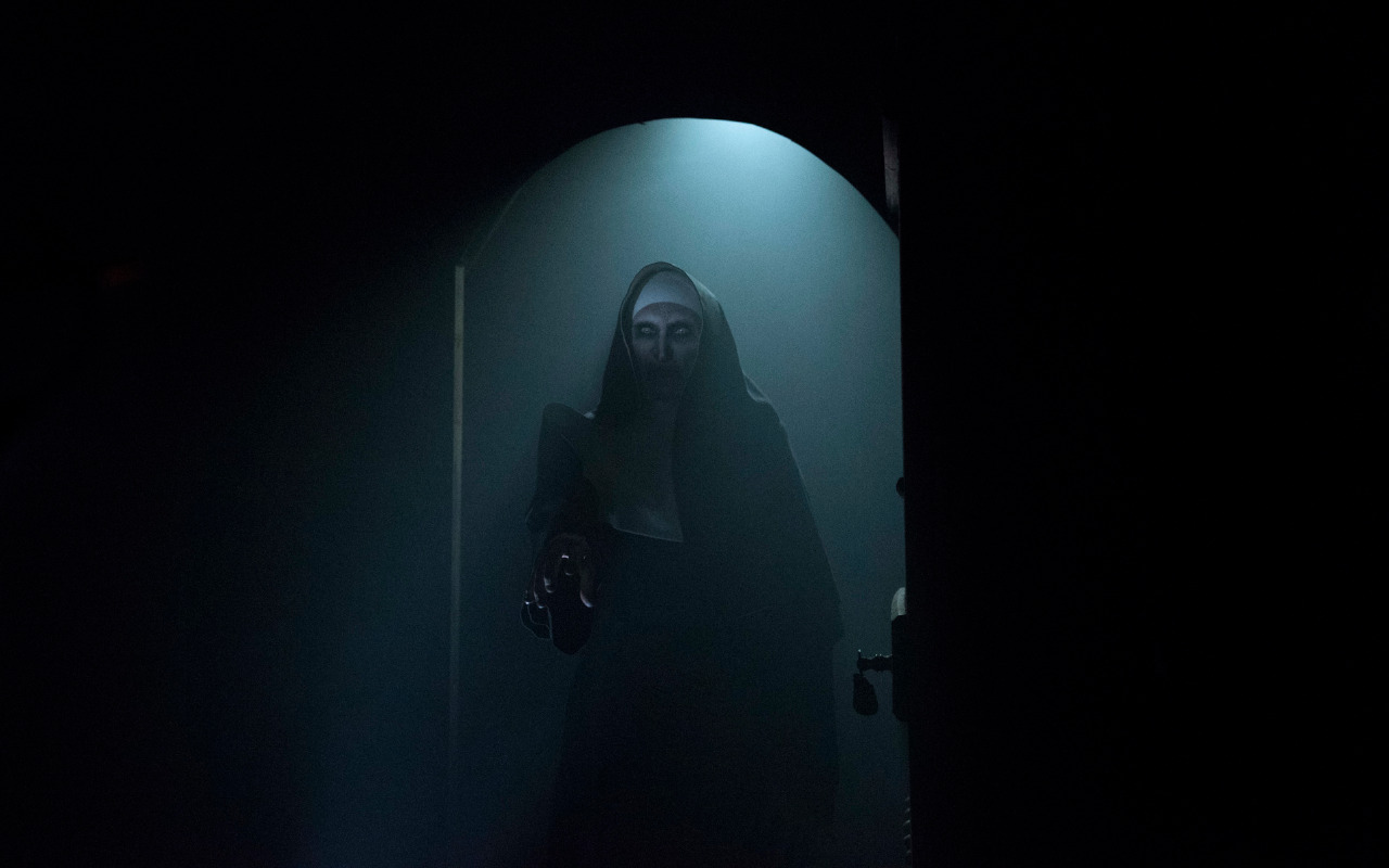 'The Nun 2' Sedang Disiapkan, Bonnie Aarons Bahas Soal Potensi Valak Kembali Muncul
