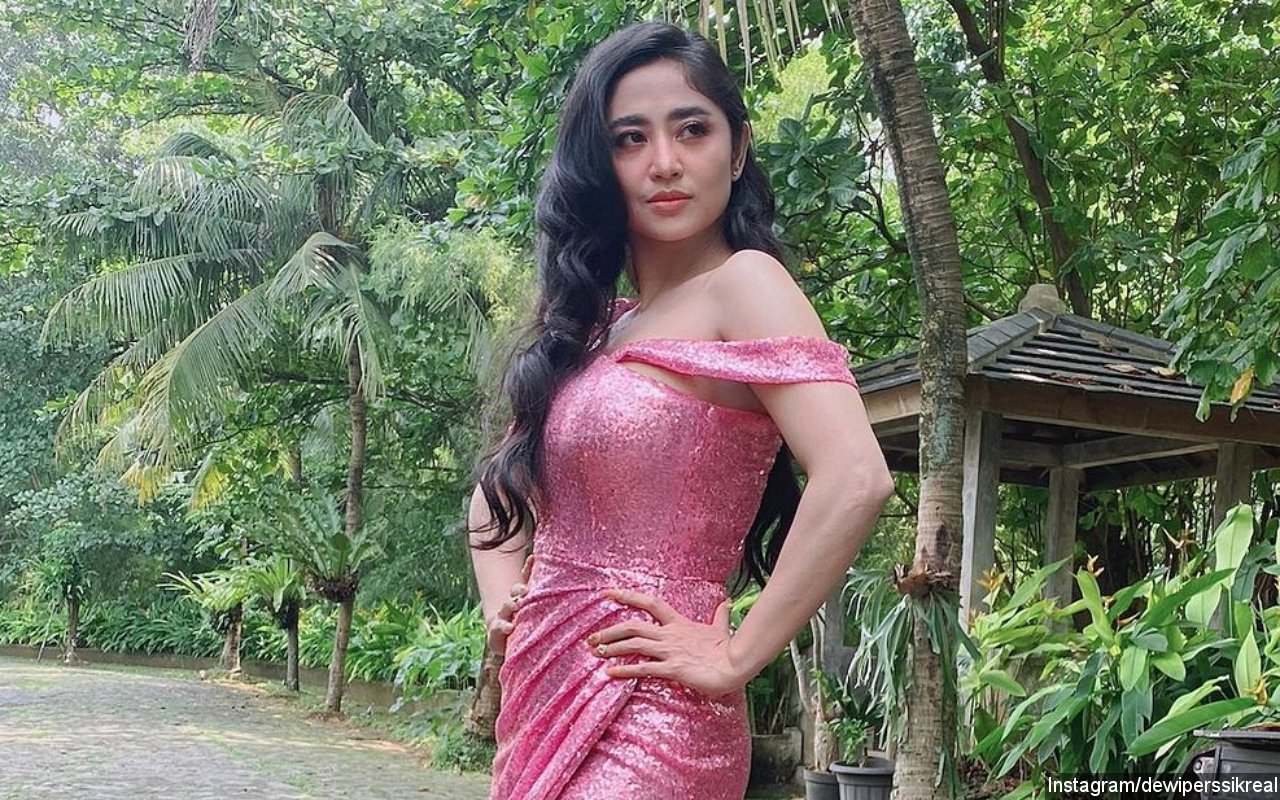 Dewi Persik Murka, Denise Chariesta Mulai Bawa-bawa Nama Mendiang Sang Ayah