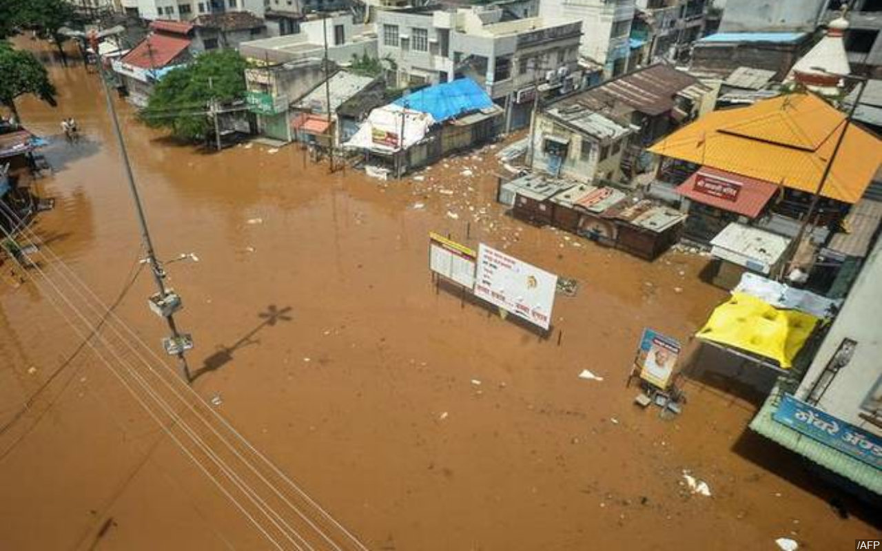 BMKG: DKI Jakarta Hingga Jatim Level Siaga Potensi Banjir-Tanah Longsor