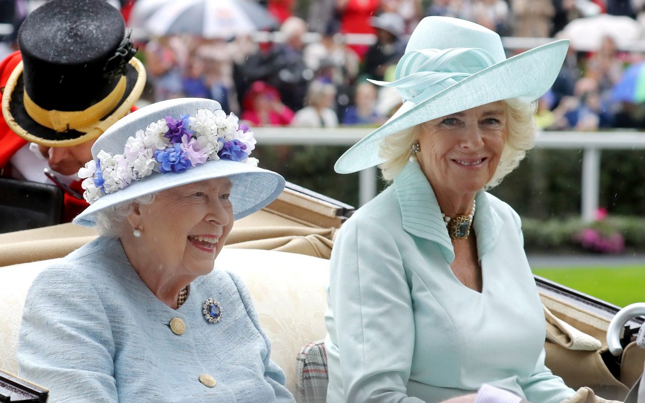 Camilla Beber Visi Misi Yang Bakal Dikejar Usai Jadi Ratu, Tak Sabar Elizabeth II Lengser?