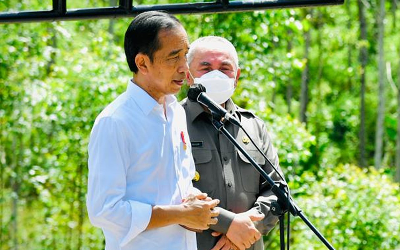 Fakta Menarik Jokowi Kemah di Titik Nol IKN, Ditemani Ibu Iriana Sampai Makan Mie Instant
