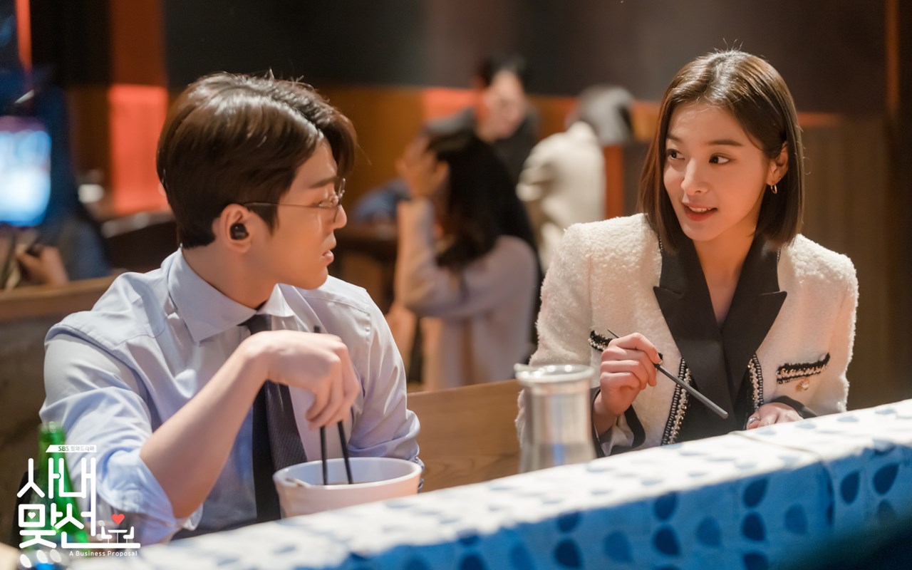 Kim Min Kyu Panik Usai Seol In A Dapat Sogokan Ahn Hyo Seop, Fans 'Business Proposal' Sayangkan Ini
