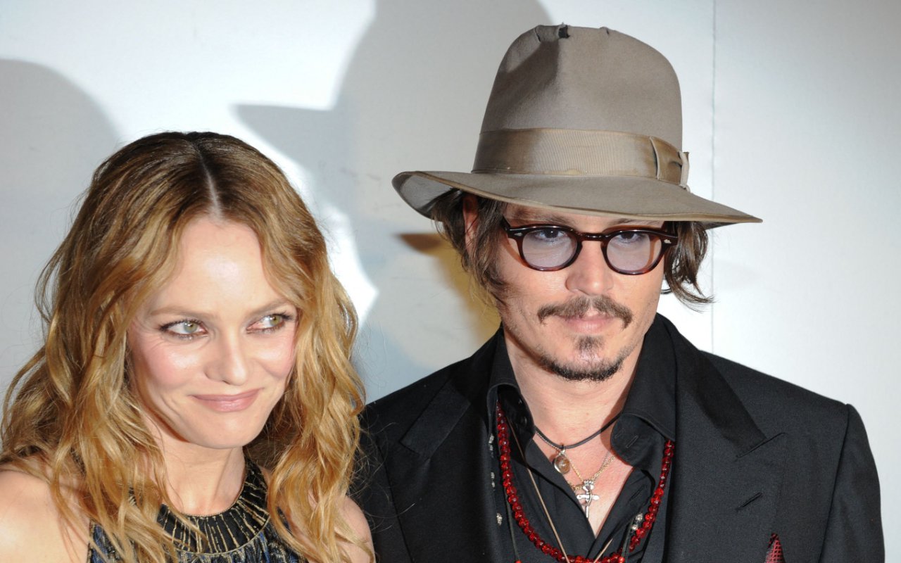 Vanessa Paradis Terseret Dalam Polemik Hukum Johnny Depp dan Amber