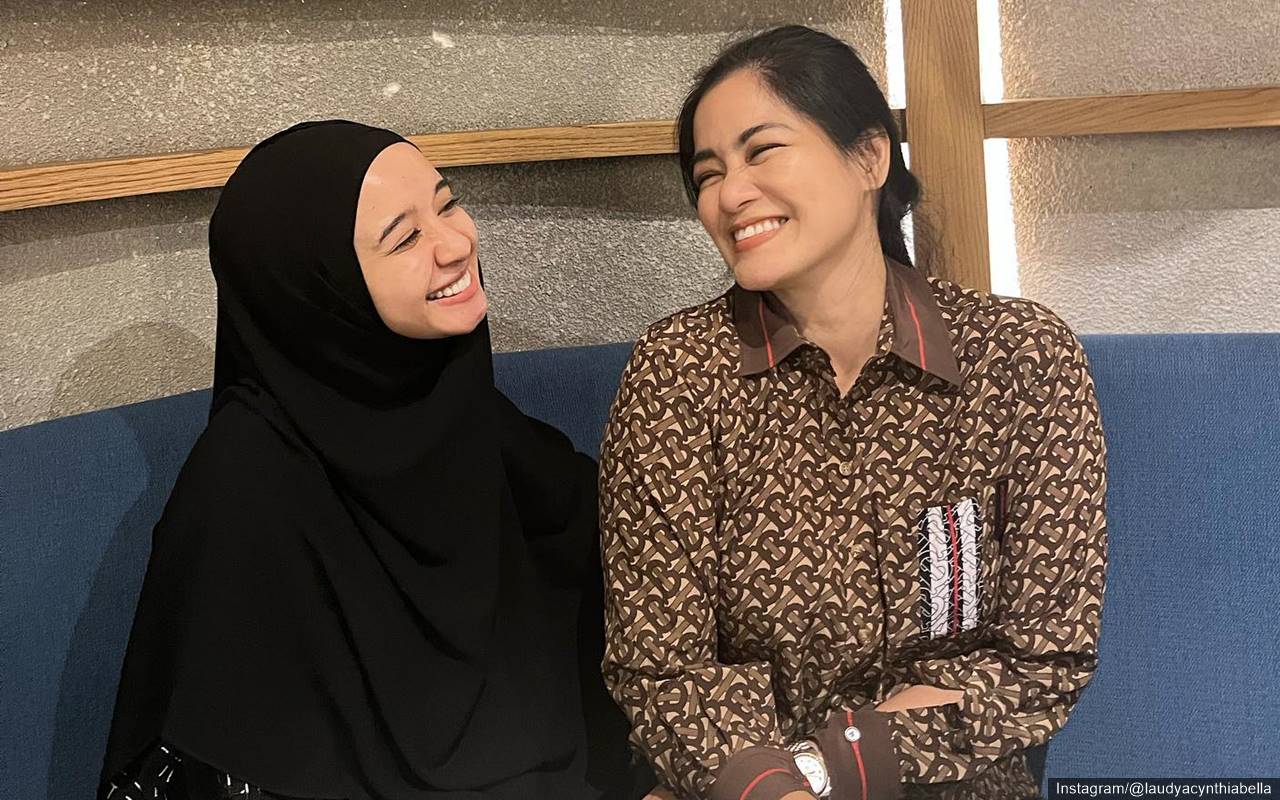 Laudya Cynthia Bella Beber Potret Pertemanan Langgeng Dengan Titi Kamal ...