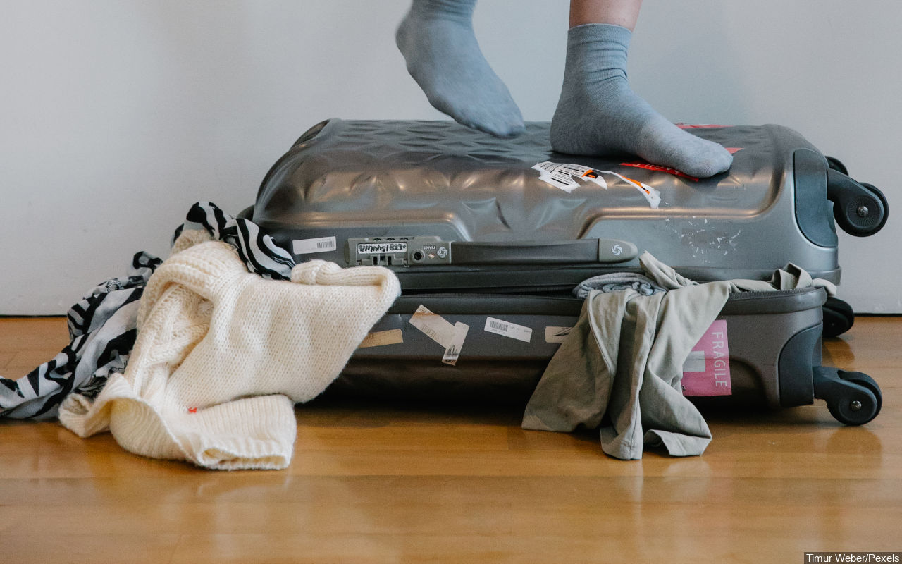 Kenali Embrace Overpacking Saat Traveling dan 7 Kerugiannya