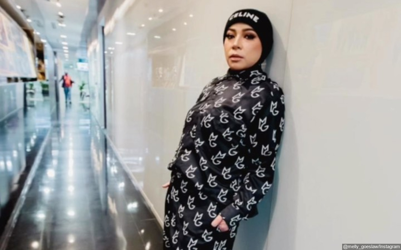 Penampilan Melly Goeslaw Usai Turunkan BB Sampai 30 Kilo, Kini Muat Pakai Baju Ukuran XS