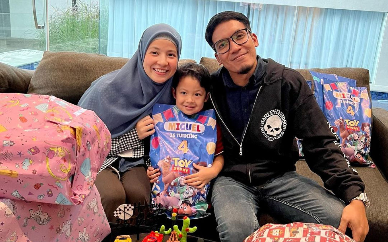 Sepakat Cerai, Desta Dan Natasha Rizki Berencana Liburan Bareng Anak