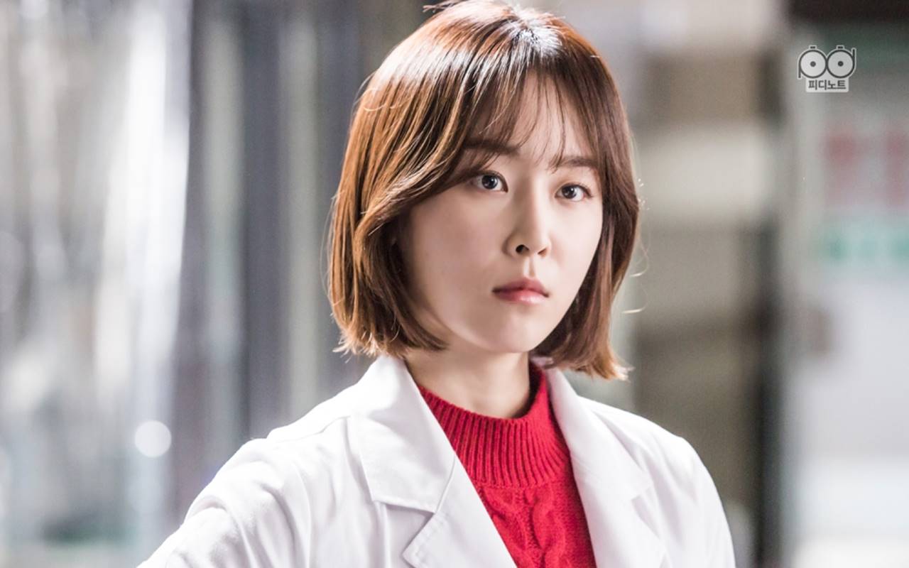 Penulis Naskah 'Dr. Romantic' Ungkap Makna Kemunculan Karakter Seo Hyun Jin di Season 3